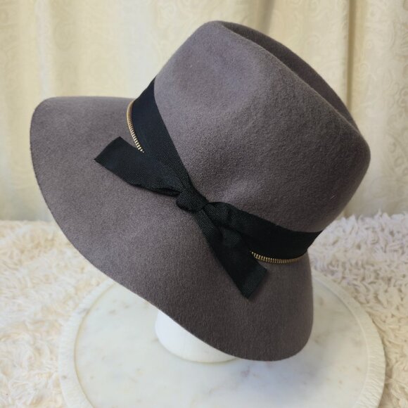 C.C Exclusives 100% Wool Hat, Size M/L - Picture 2 of 13